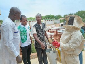 Burkina Faso / 50 membres de coopératives formés et équipés à la production de miel écologique